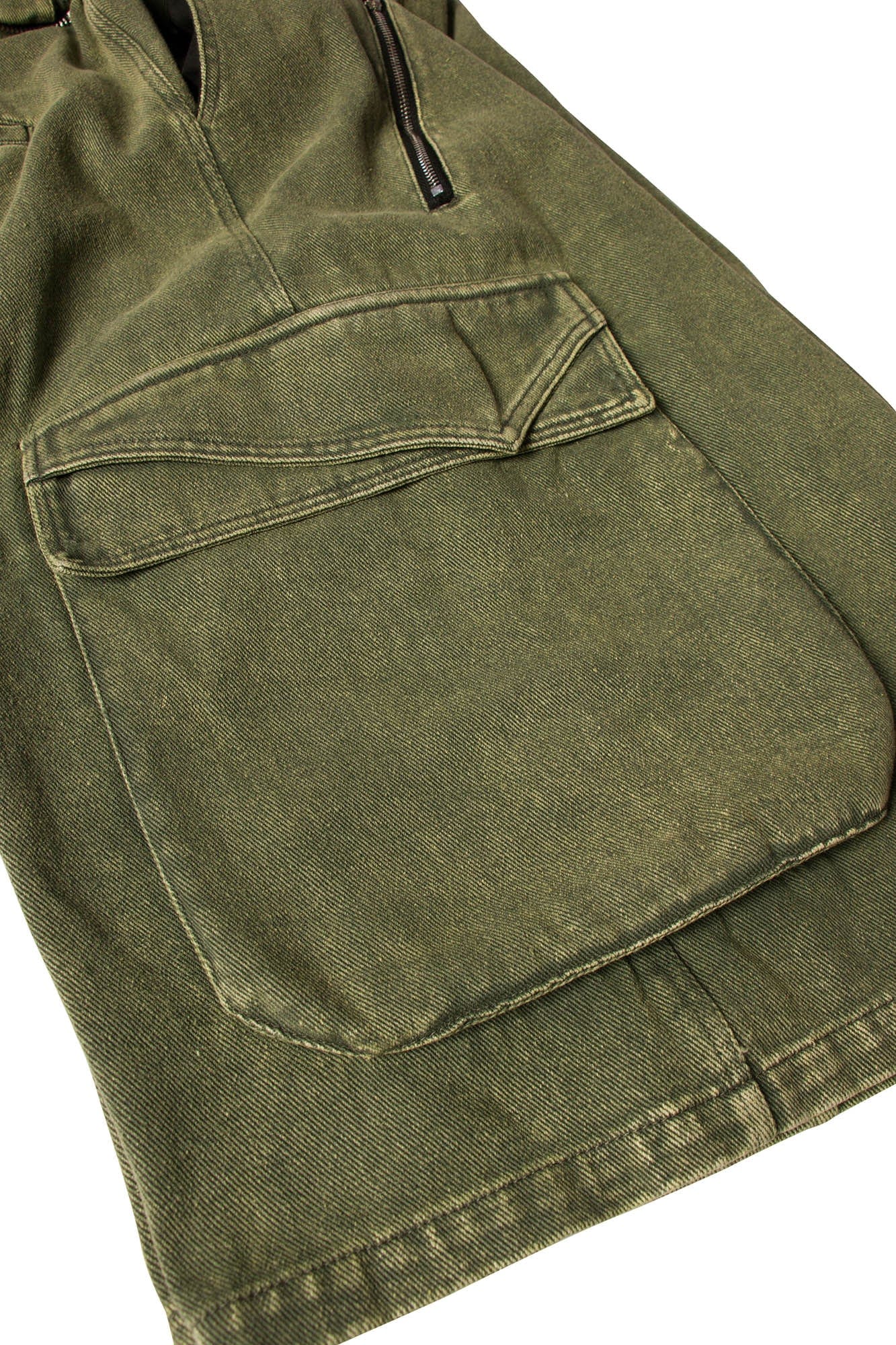 Detachable Scarf Washed Multi-Pocket Wide-Leg Shorts Green
