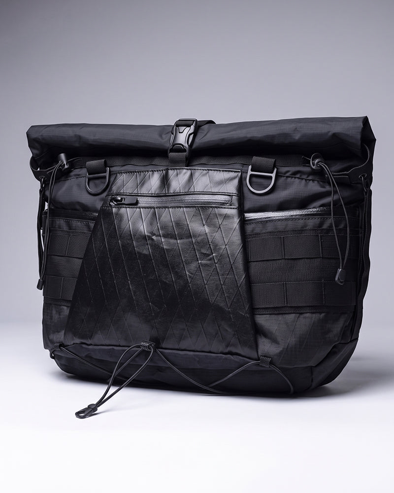 Roll Top Large Capacity Outdoor Techwear Messenger Bag