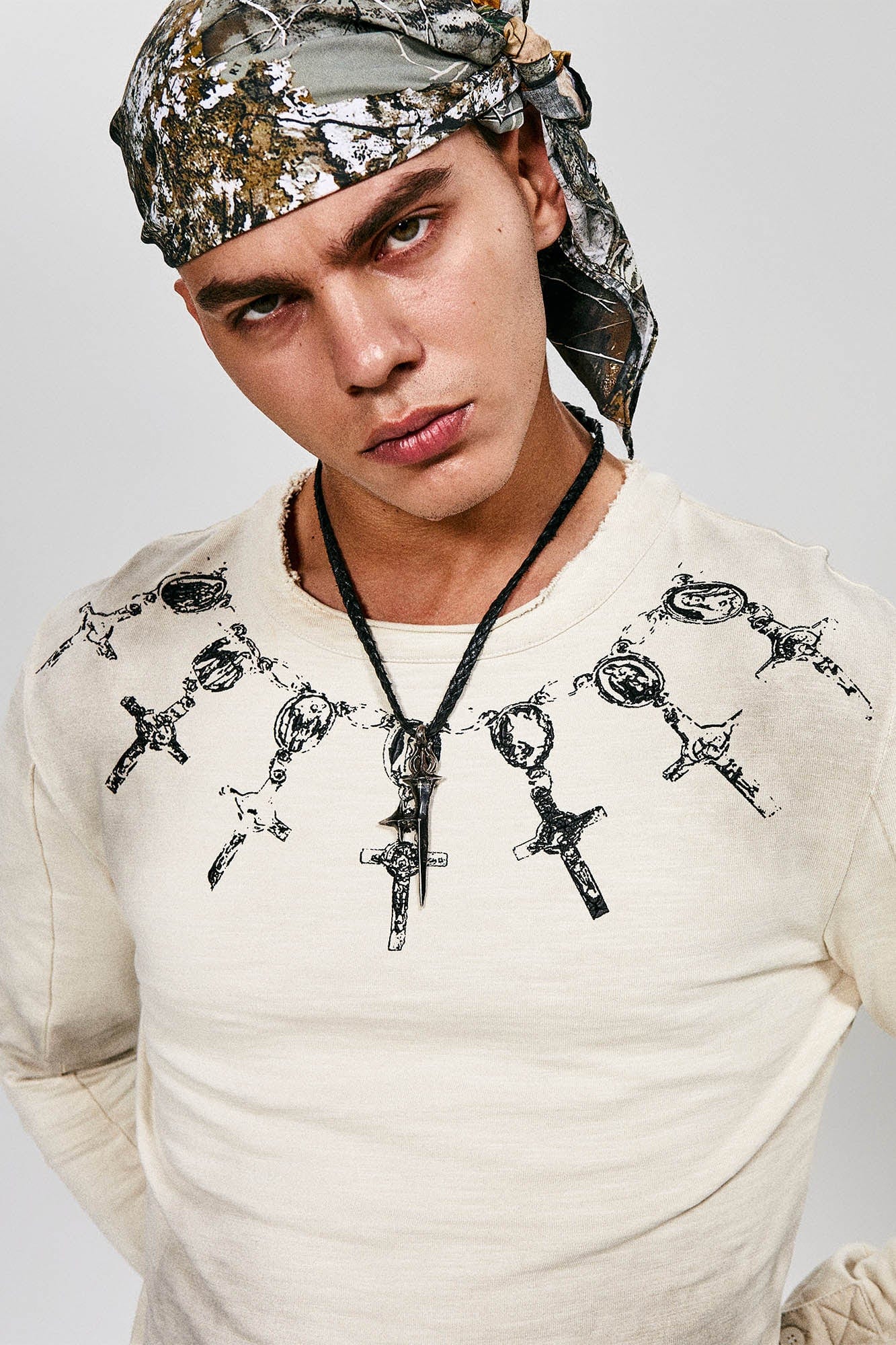 Distressed Cross Chain Graphic Long-Sleeve Tee