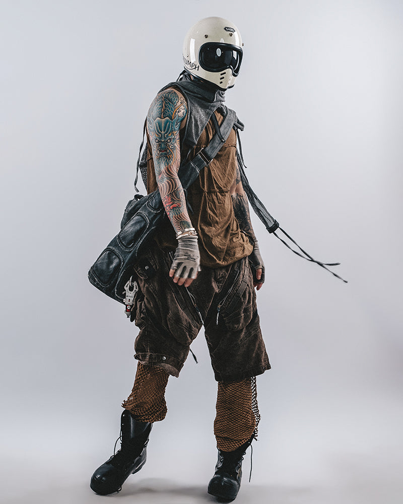 Zip-Pocket Panel Wasteland Shorts