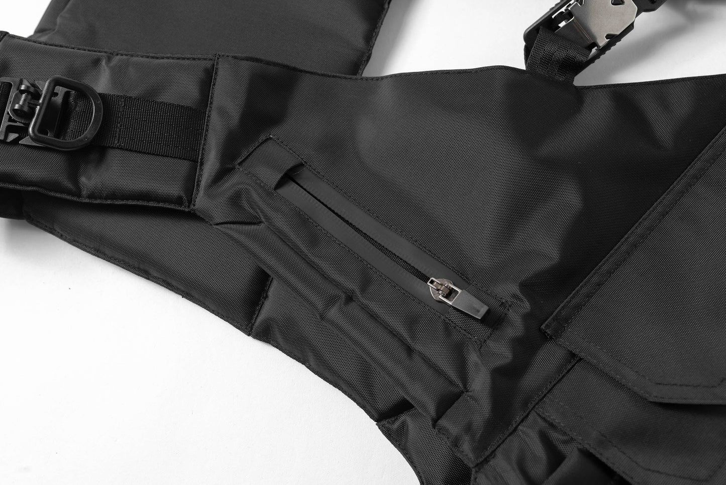 Asymmetrical Multi-Pocket Tactical Vest