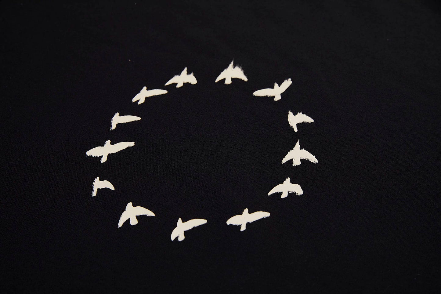 Bird-Loop Adjustable Button Back T-Shirt