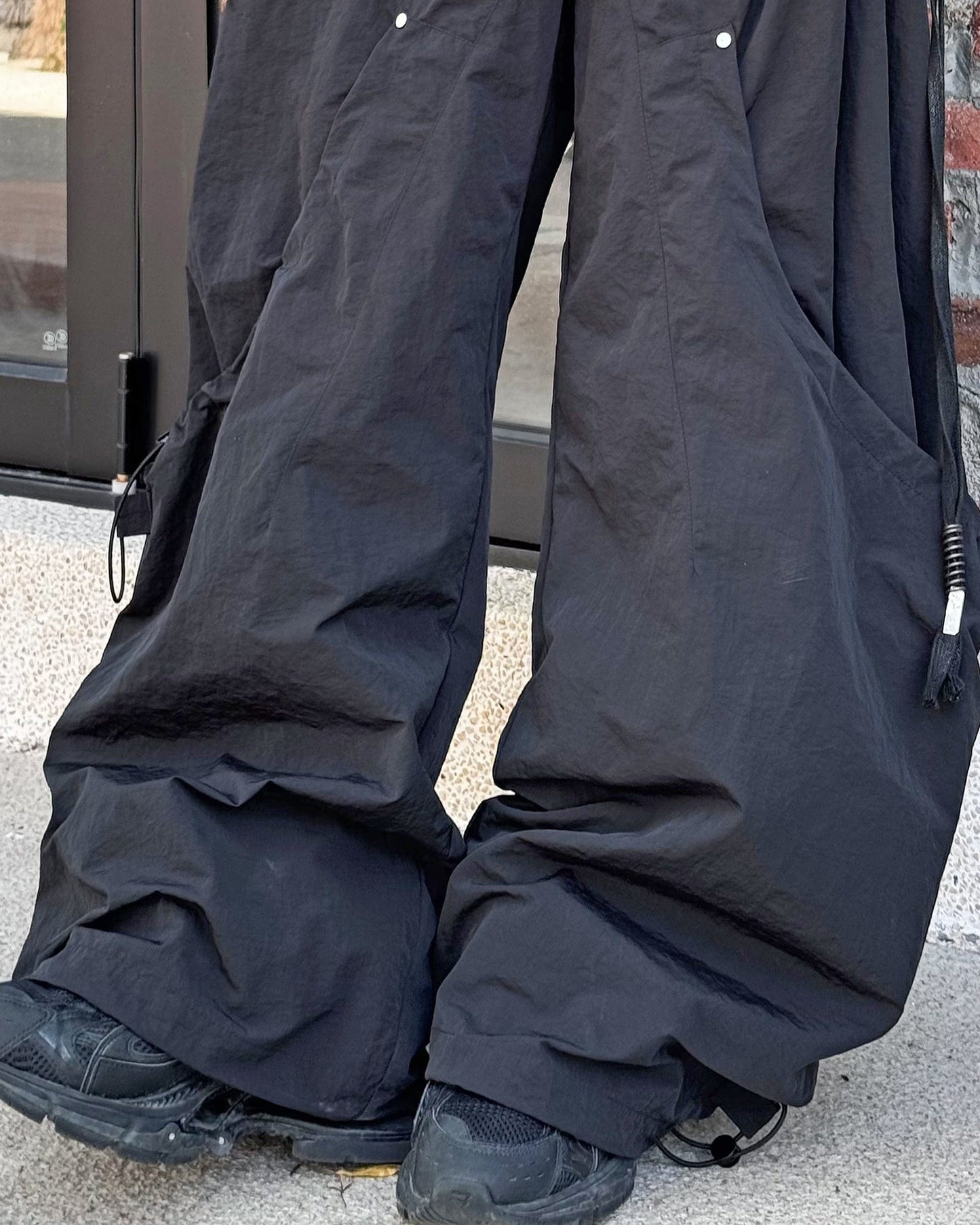 The Scar Six-Pocket Draw-String Rivet Pants