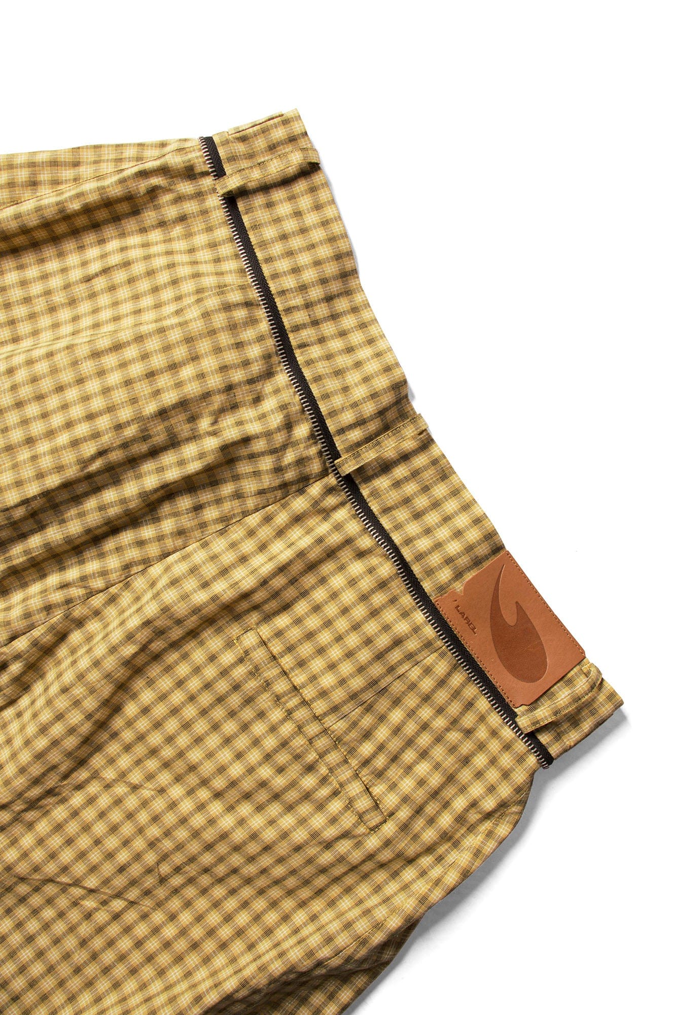 Detachable Scarf Grid Pleated Shorts