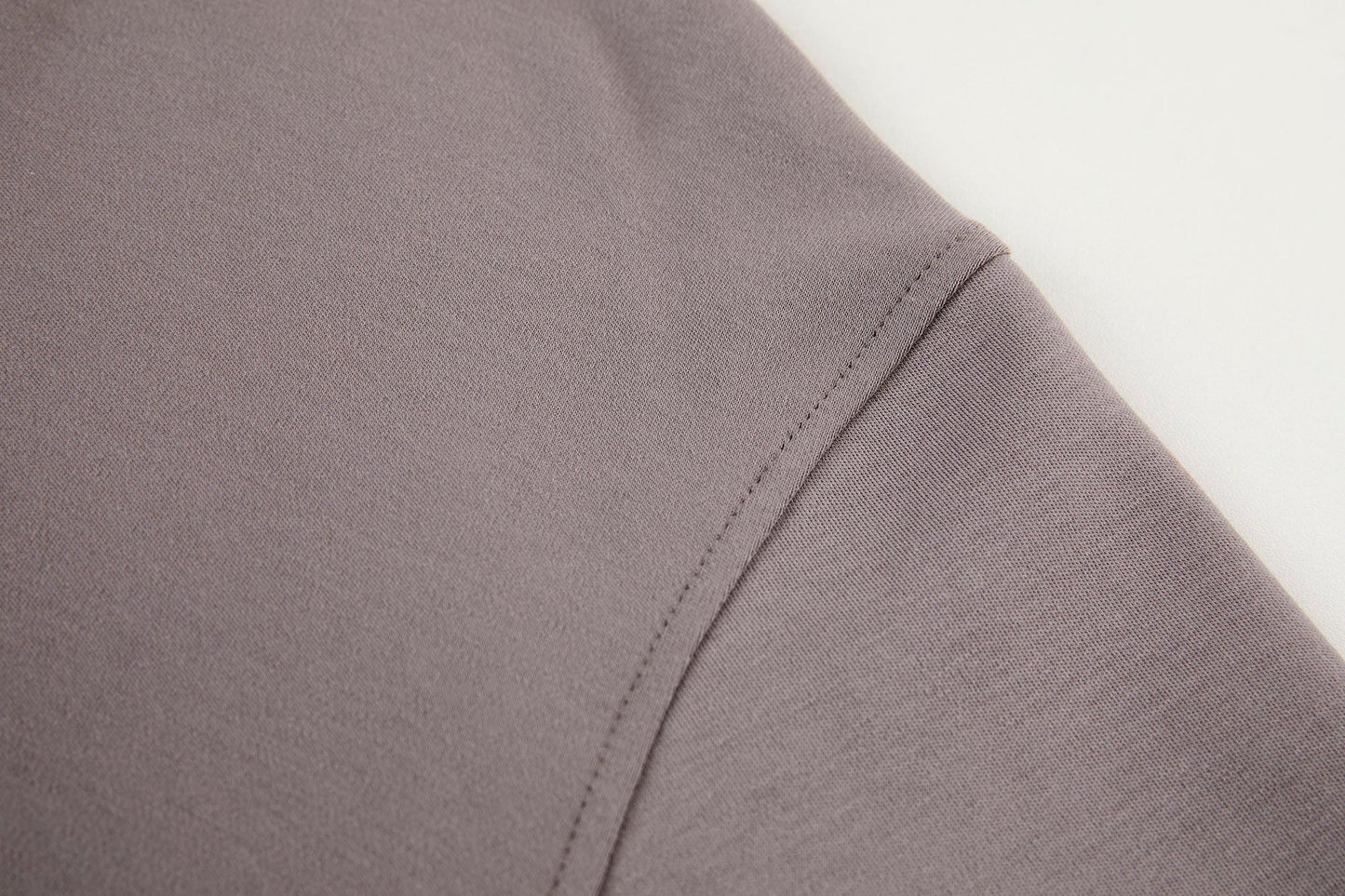 Bird-Loop Adjustable Button Back T-Shirt