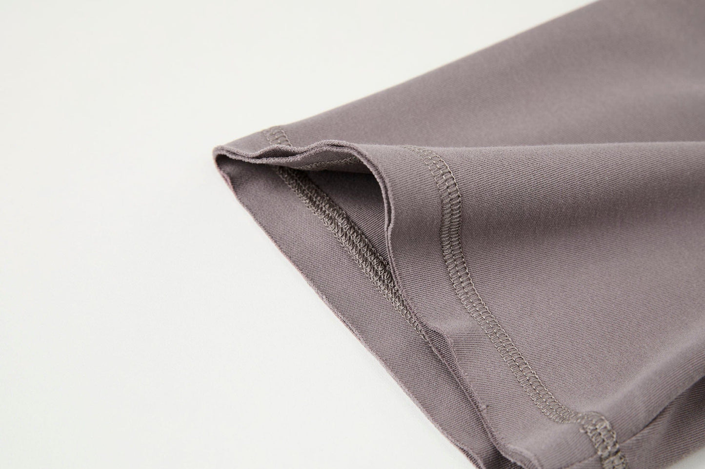 Bird-Loop Adjustable Button Back T-Shirt