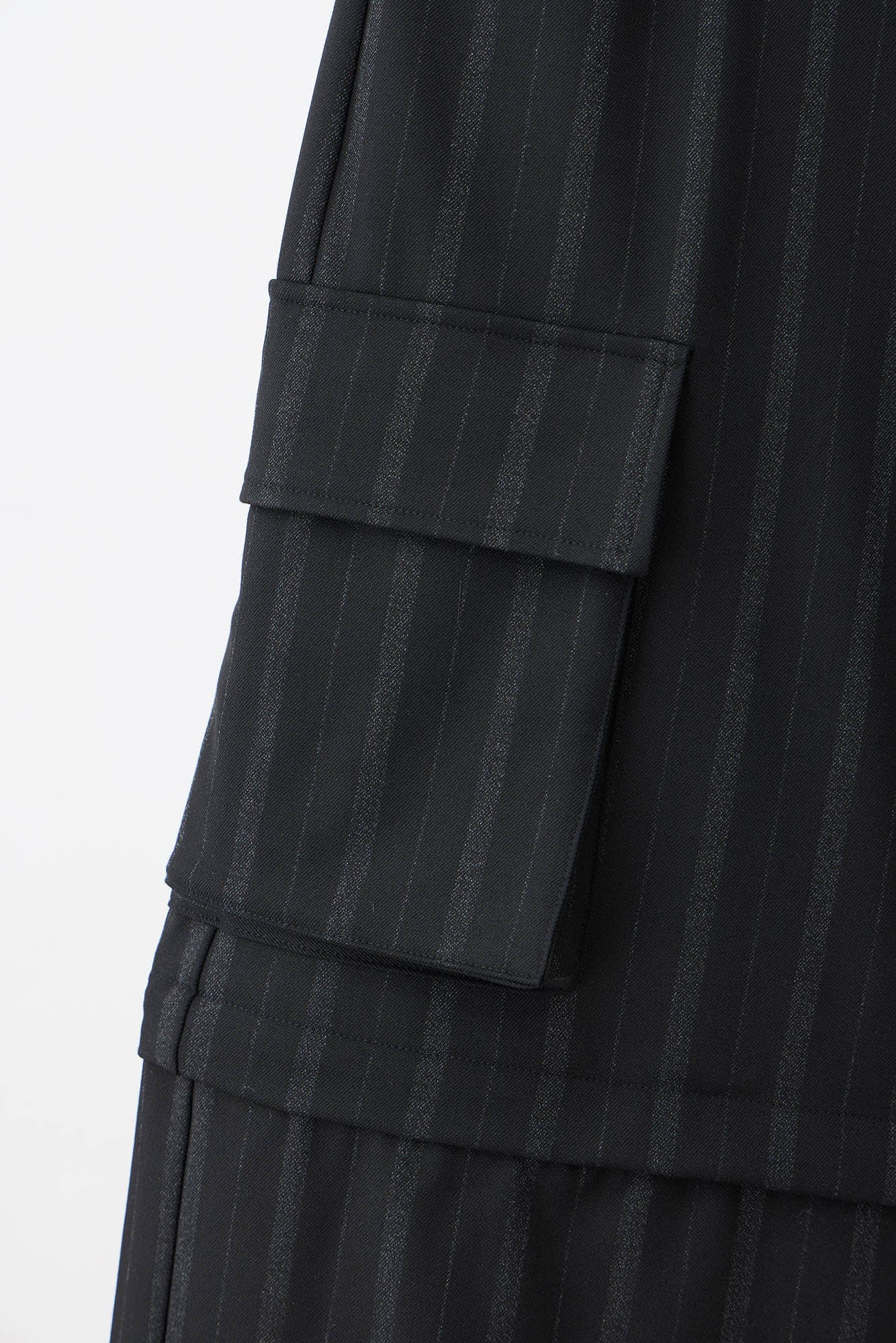 Multi-Pocket Stripe Detachable-Leg Pants