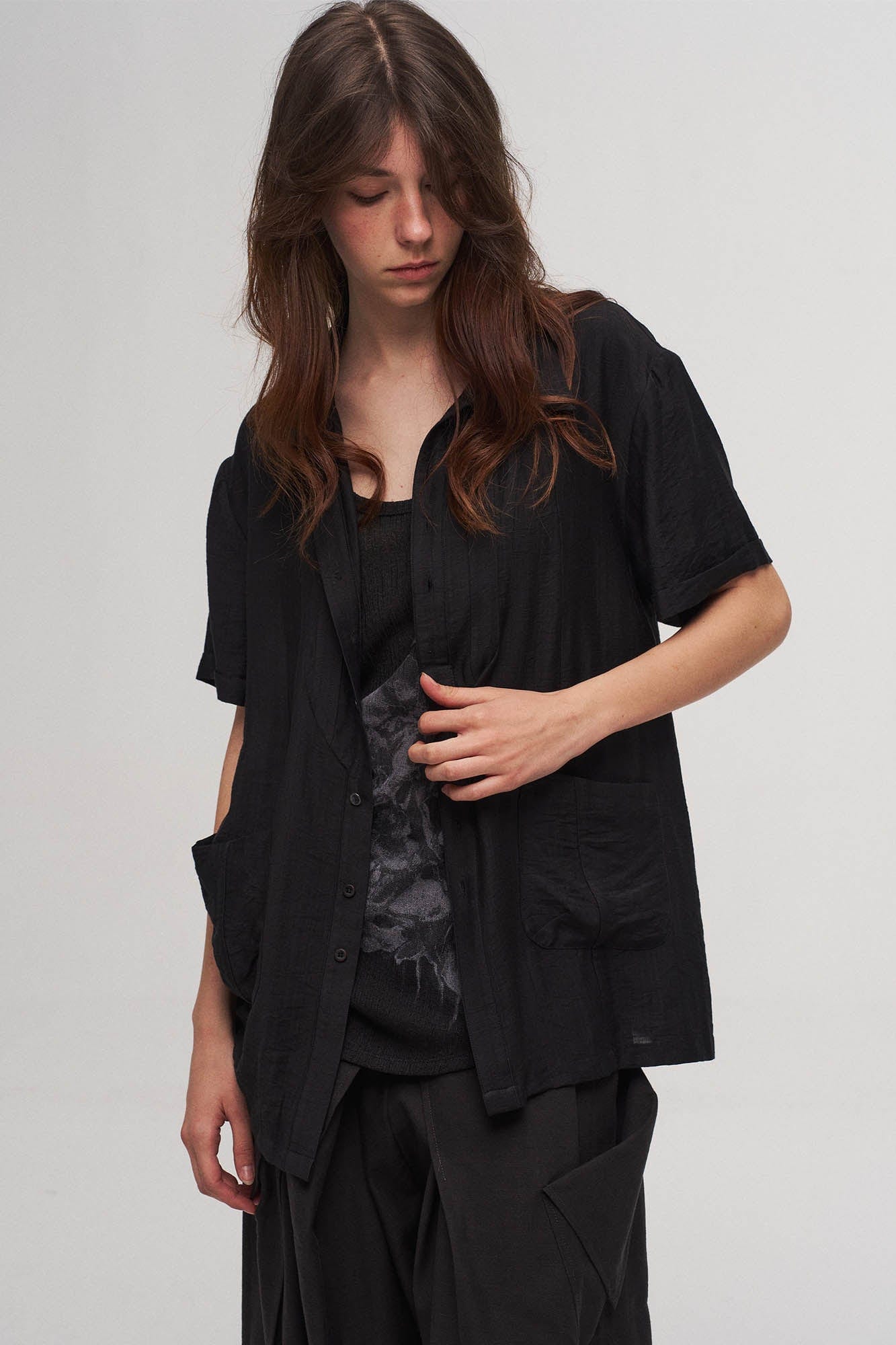 Stripe Crinkled Spliced Layered Collar T-Shirt Black