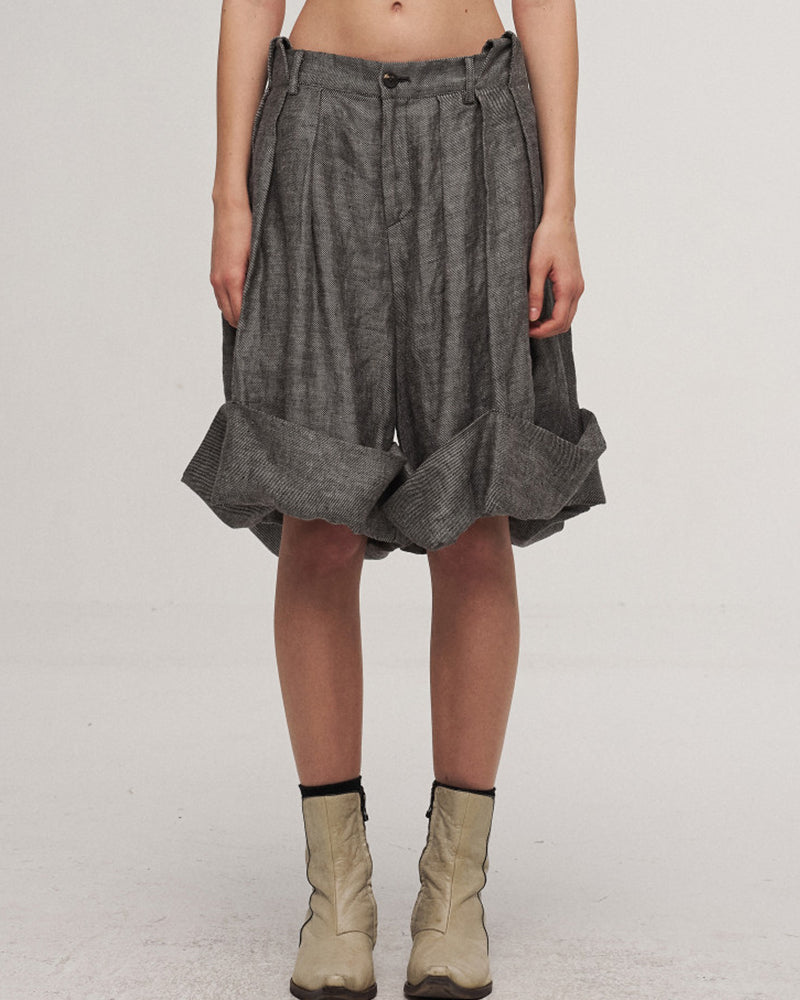 Crinkled Fold-Hem Pleated Linen Shorts