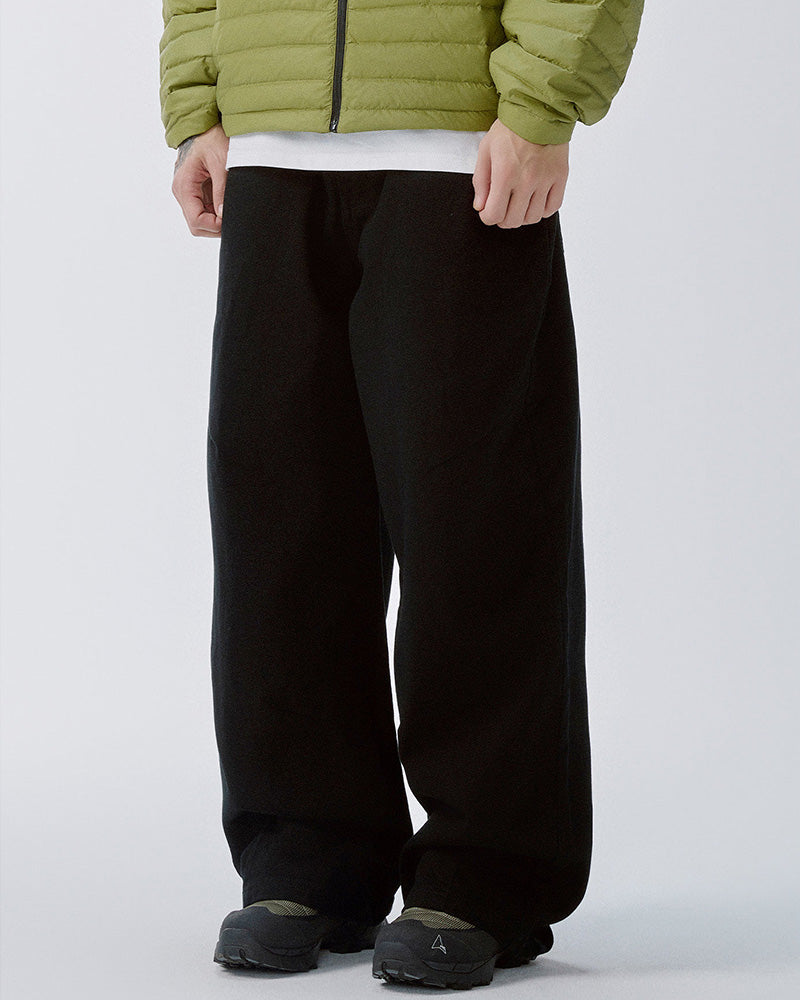 Oversized Black Relaxed Straight-Leg Trousers
