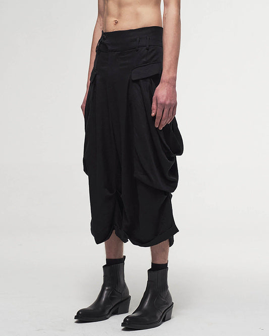 Balloon Pleated Slouchy Shorts