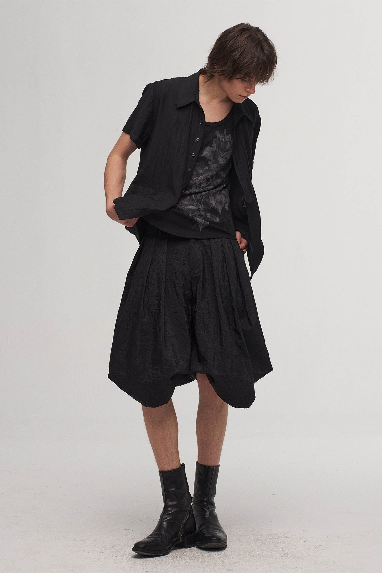 Stripe Crinkled Spliced Layered Collar T-Shirt Black