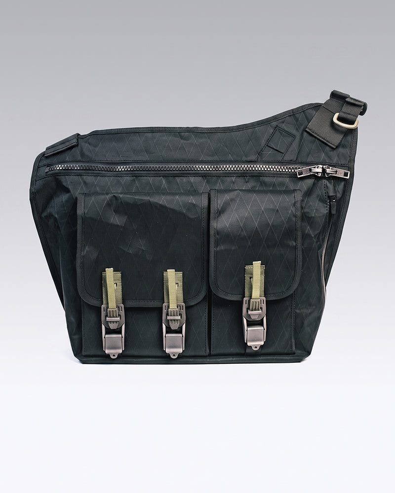 Water-Resistant Large-Capacity Techwear Messenger Bag