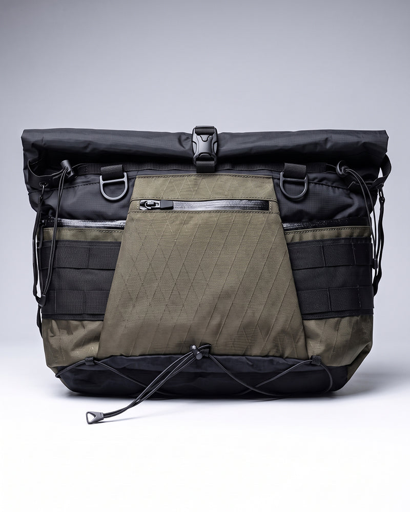 Roll Top Large Capacity Outdoor Techwear Messenger Bag