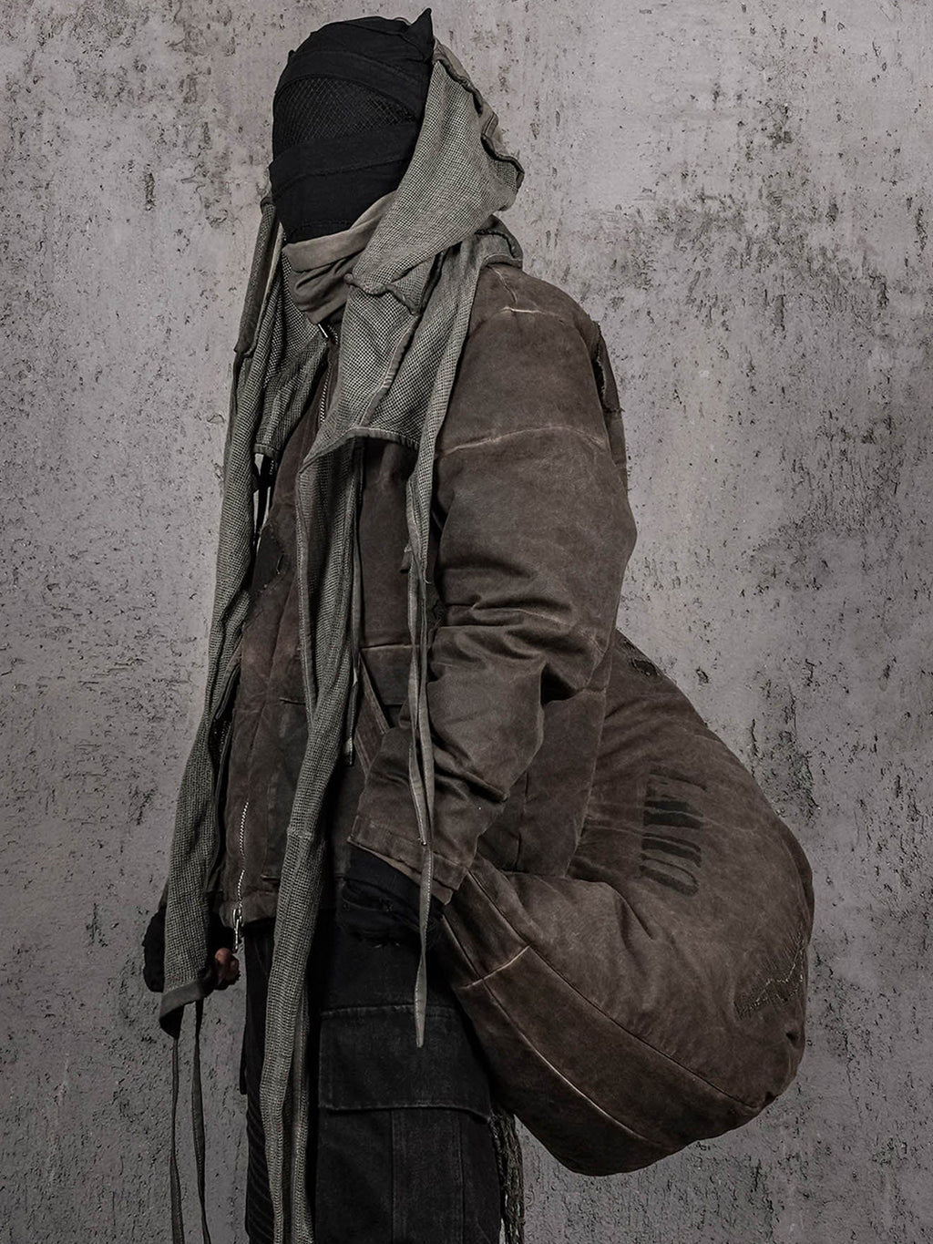 Distressed Wanderer Crescent Bag