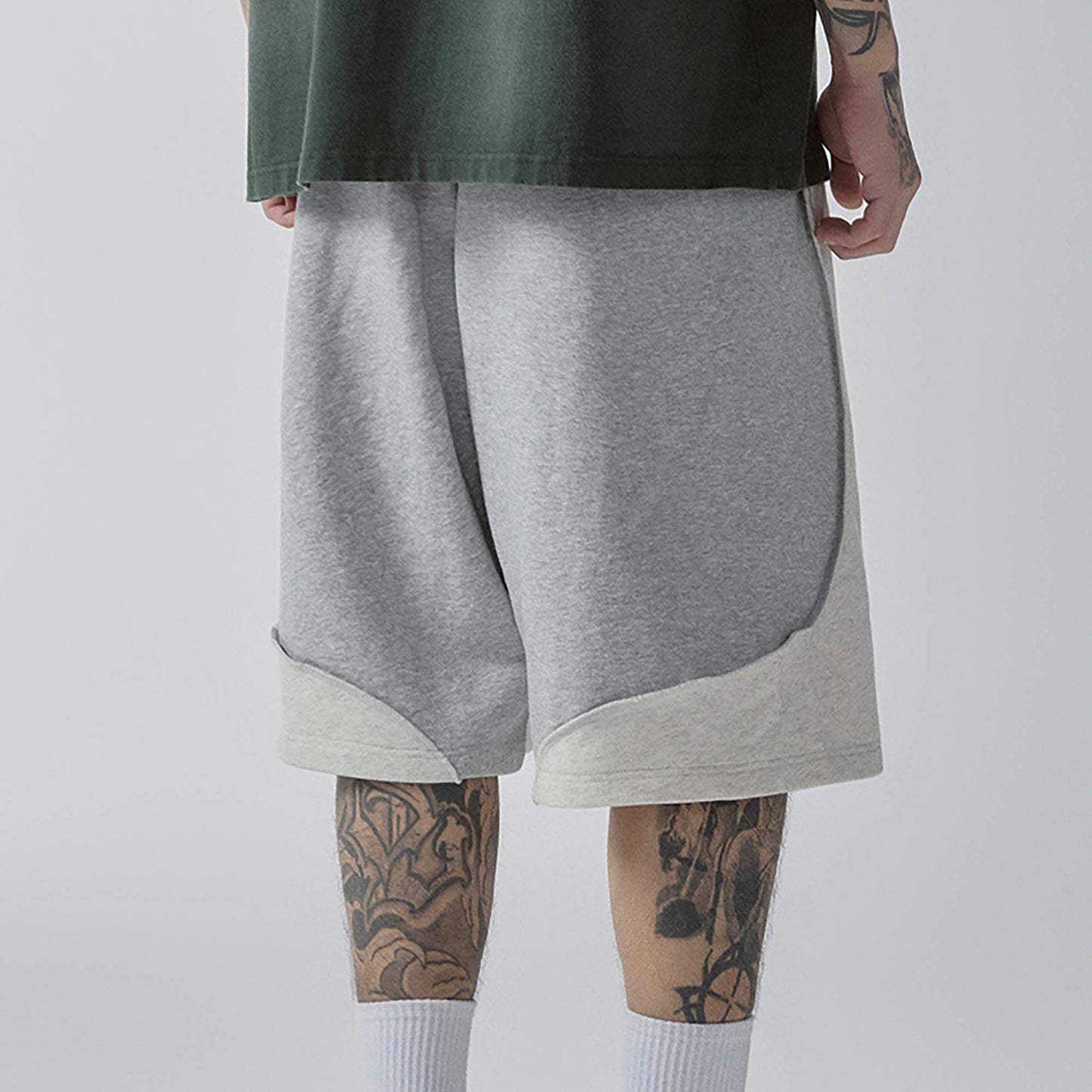 Curved Spliced Contrast Shorts