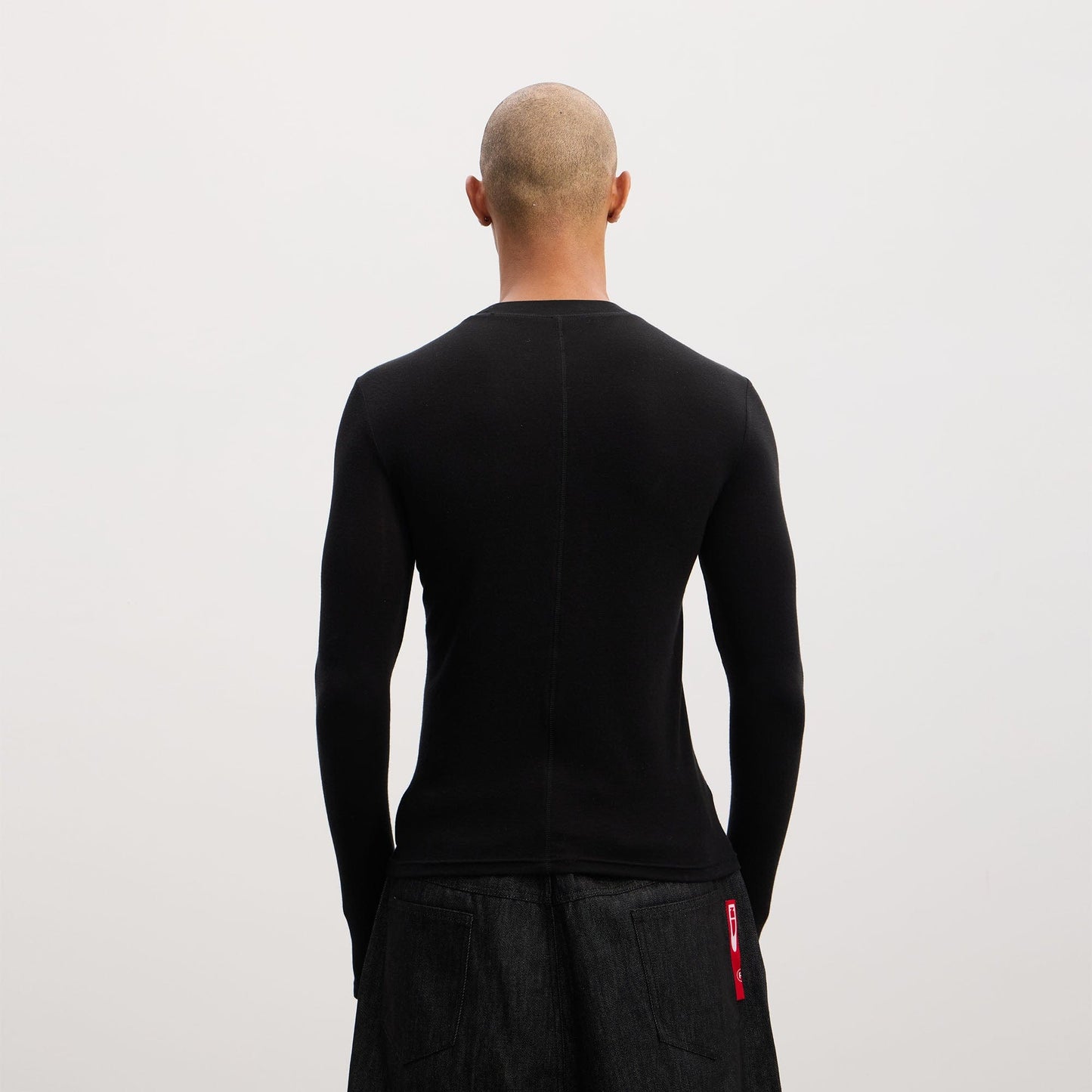 Graphic Slim Long-Sleeve Tee