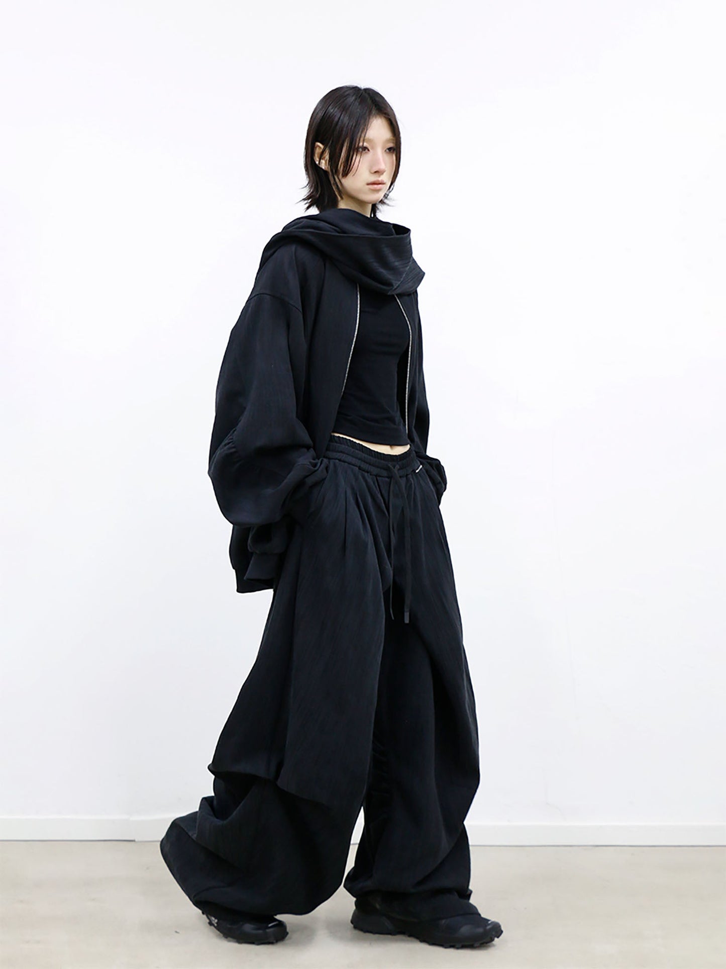 Crinkled Drawstring Oversized Pants Black