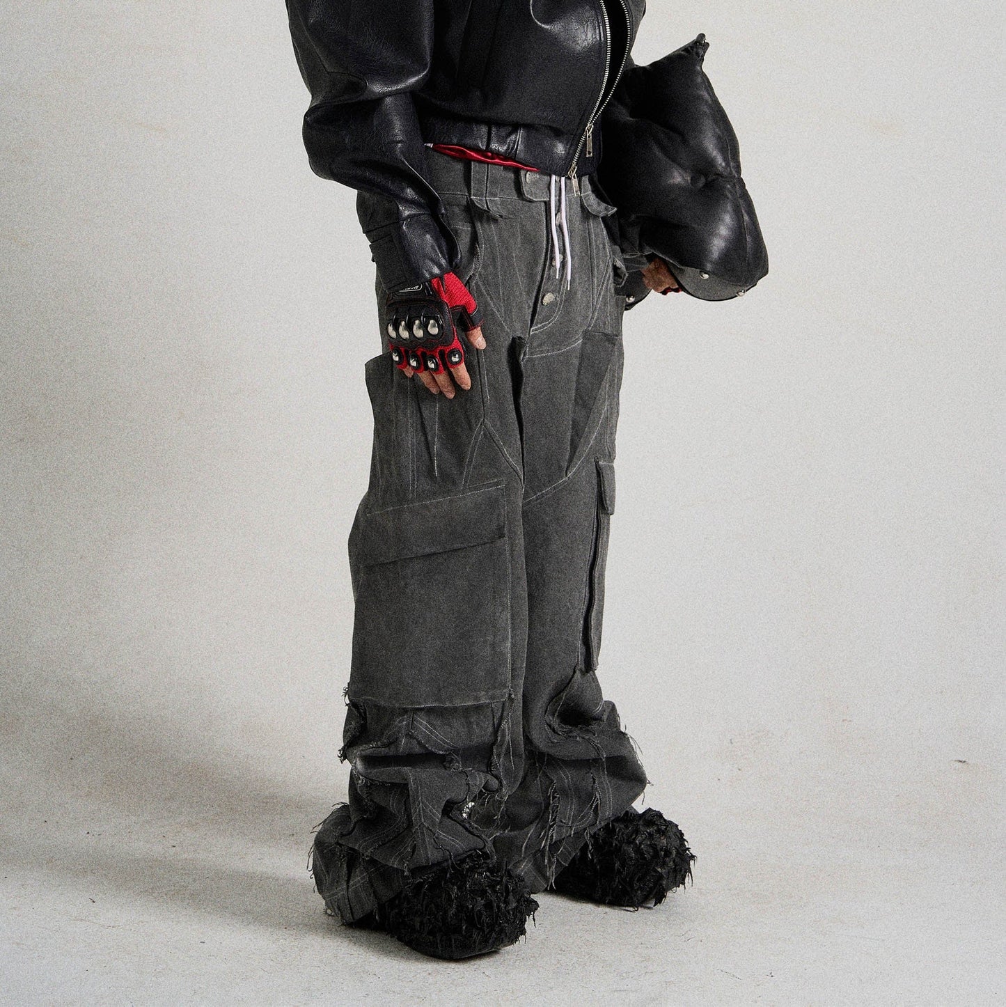 Deconstructed Multi-Pocket Frayed Cargo Pants