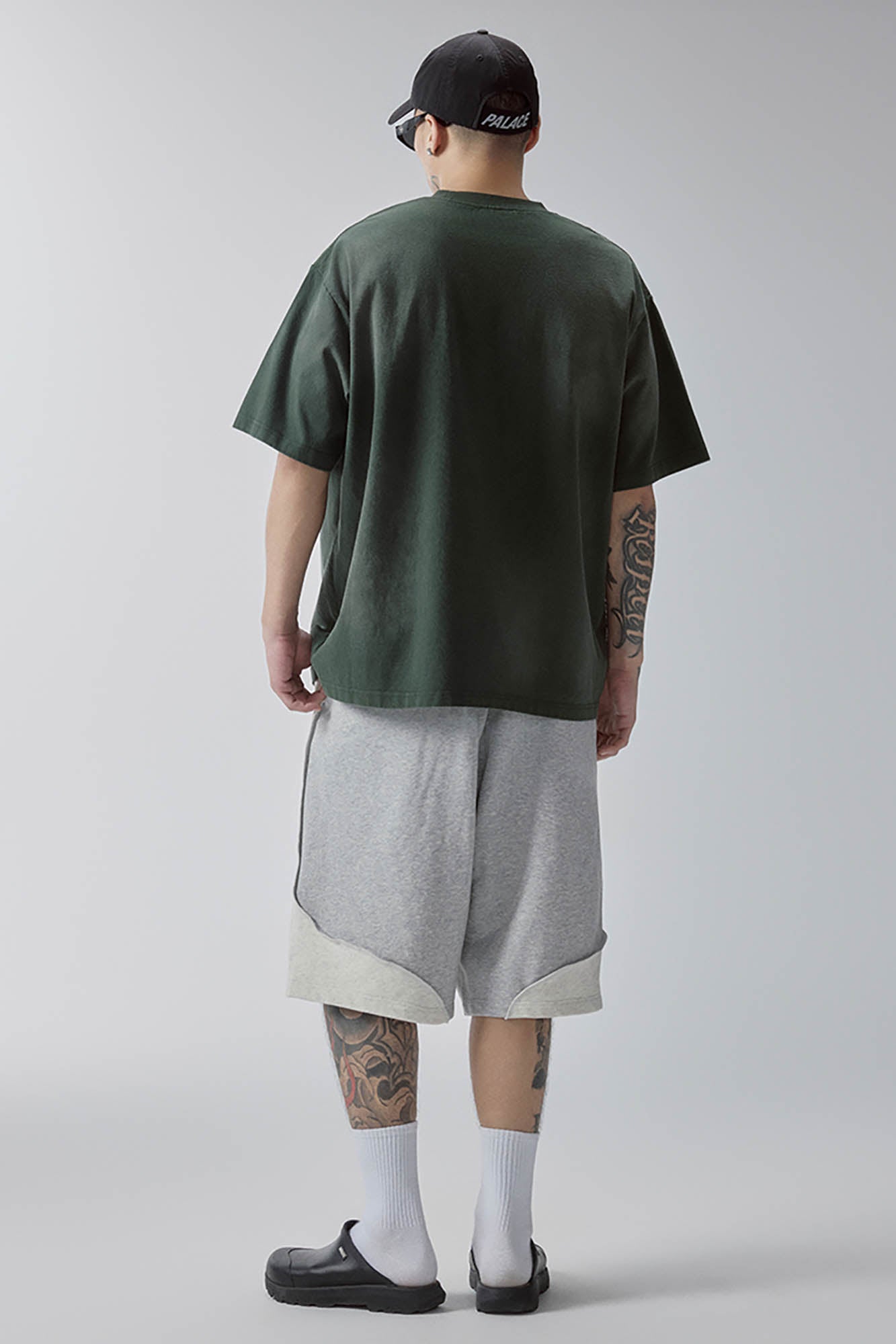 Curved Spliced Contrast Shorts