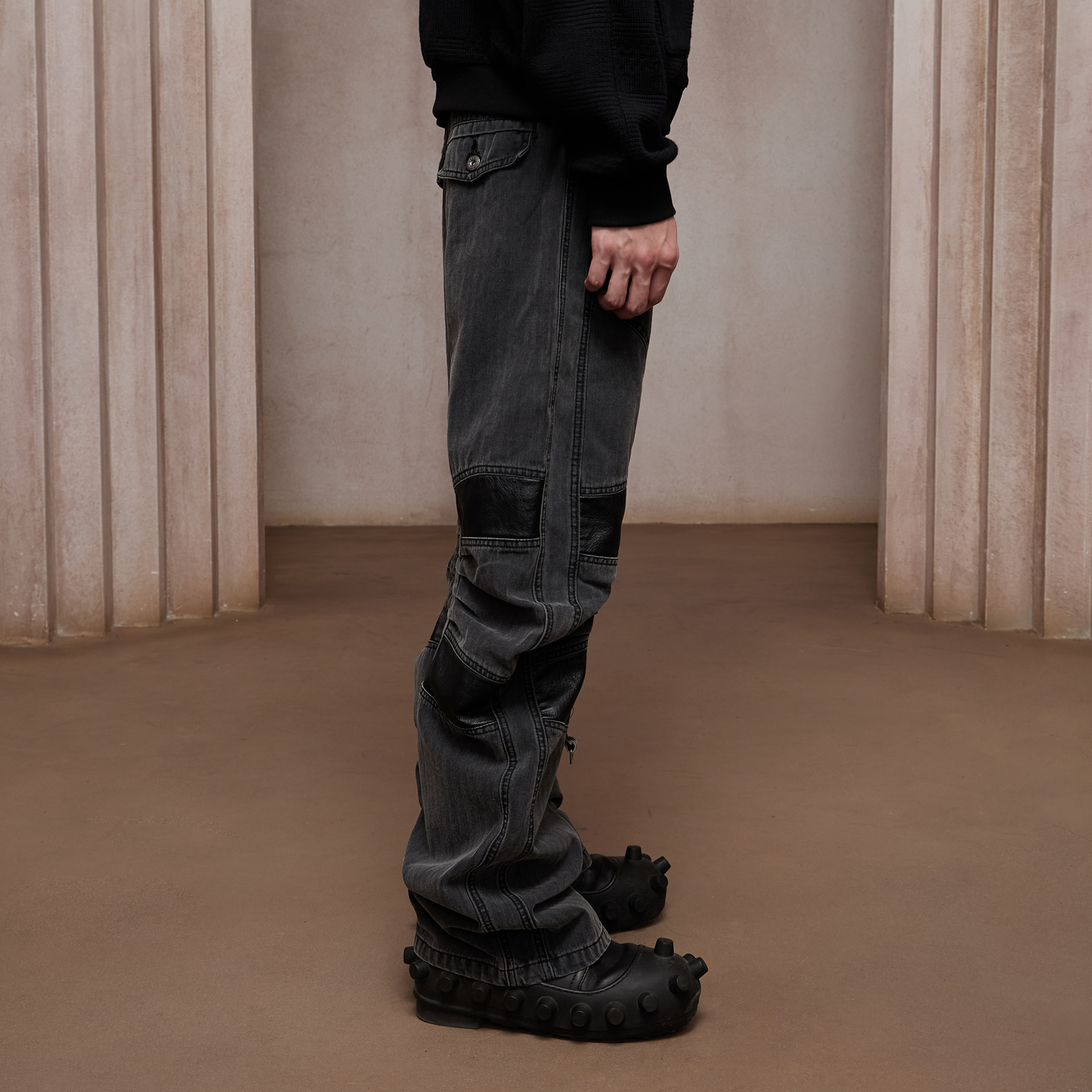 Washed Paneled Strap-Tacked Jeans