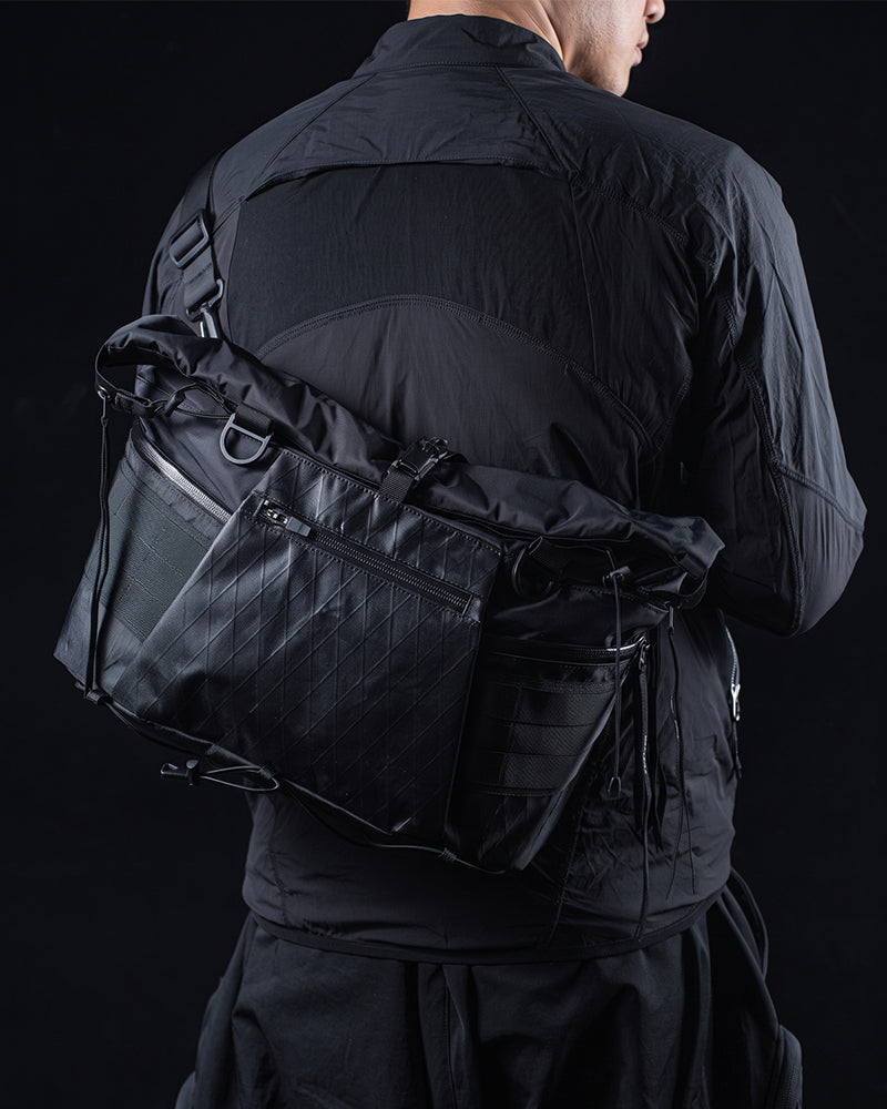 Roll Top Large Capacity Outdoor Techwear Messenger Bag