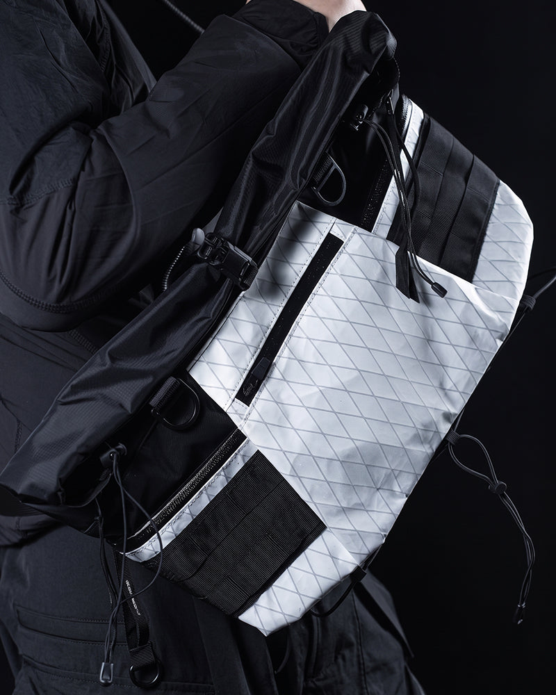 Roll Top Large Capacity Outdoor Techwear Messenger Bag
