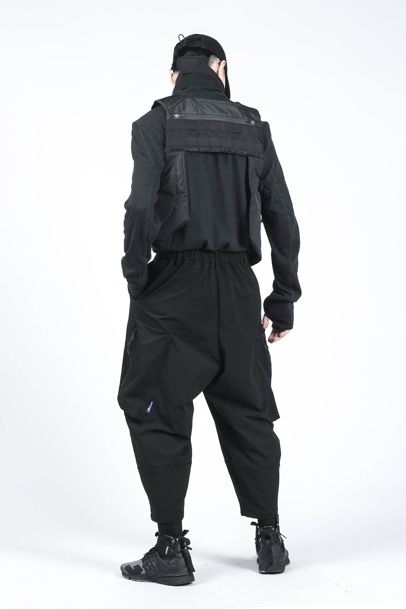 Asymmetrical Multi-Pocket Tactical Vest