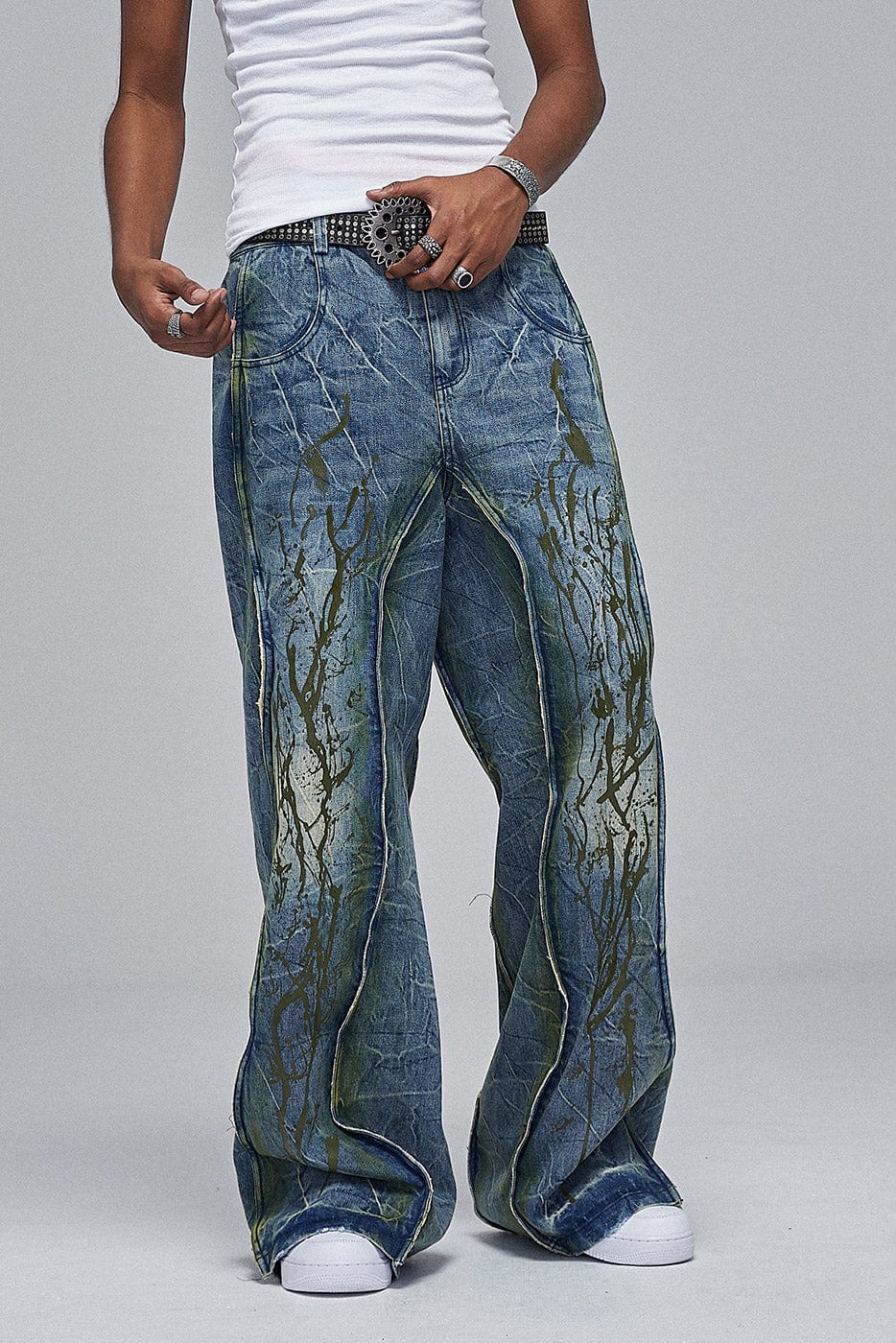 Ripple Spliced Washed Jeans