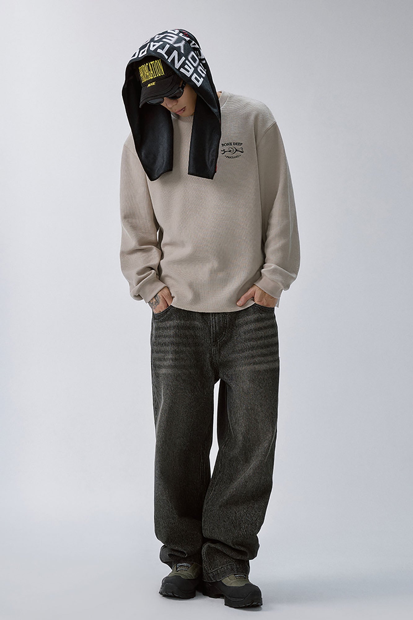 Retro Corduroy Logo Embroidery Straight-Leg Jeans