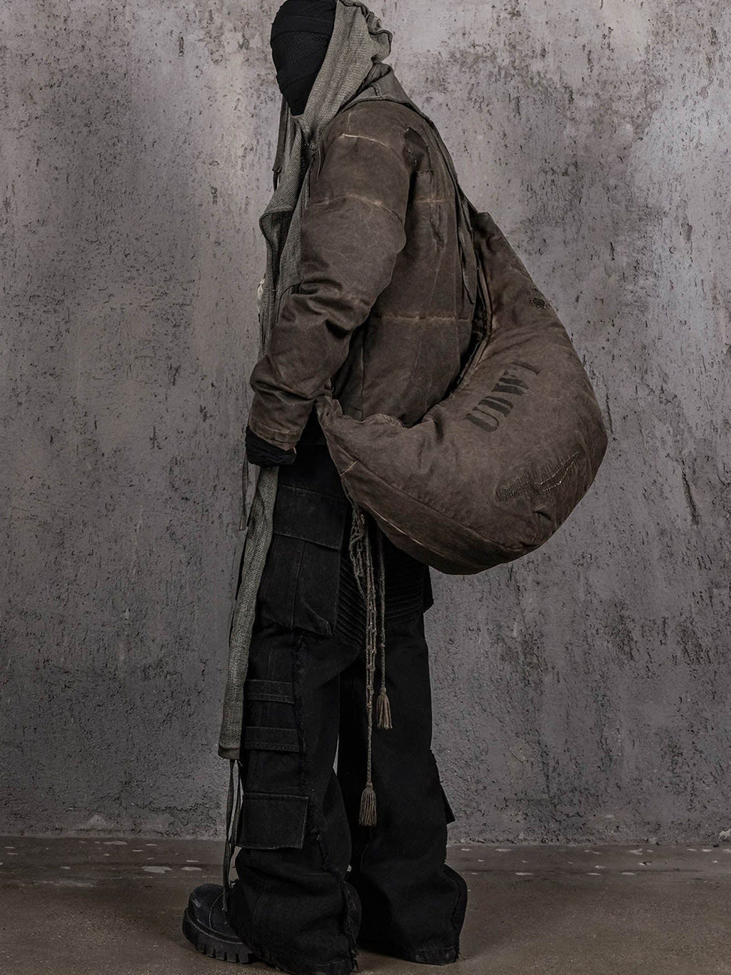 Distressed Wanderer Crescent Bag