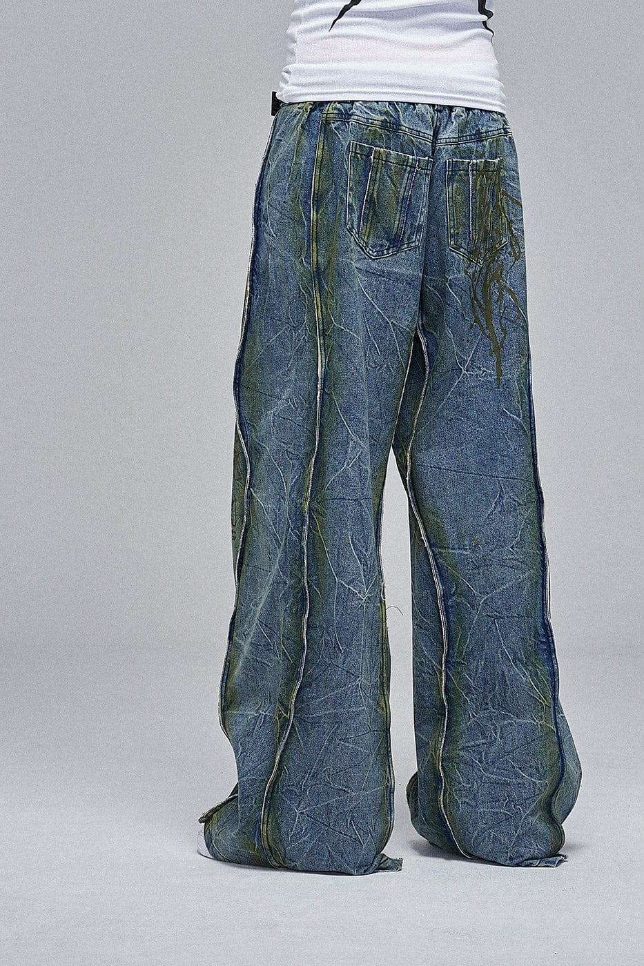 Ripple Spliced Washed Jeans