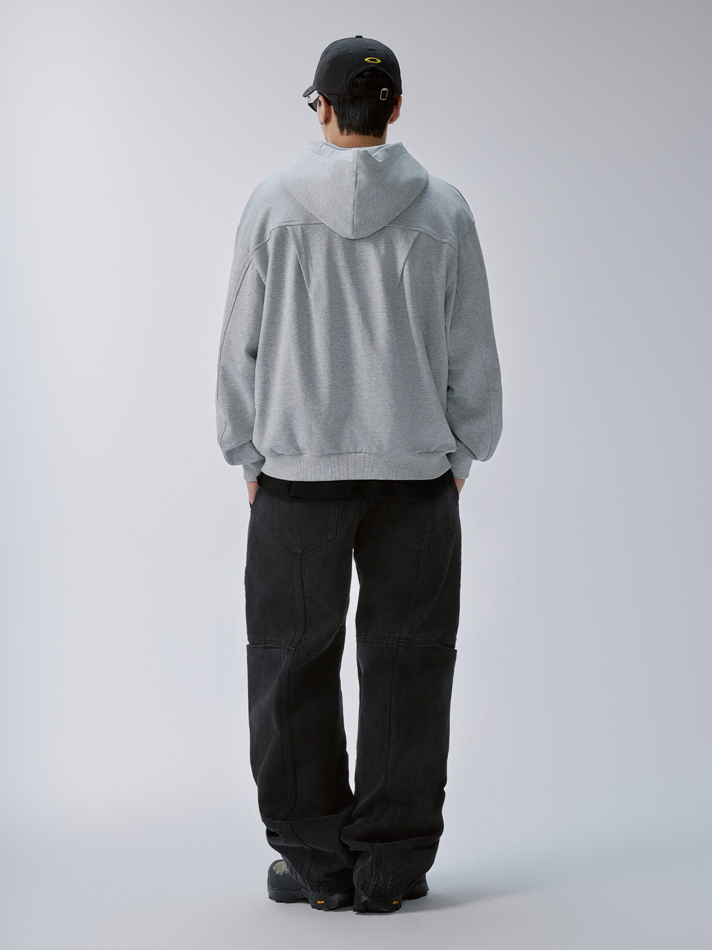 Washed Panel Multi-Pocket Straight-Leg Jeans