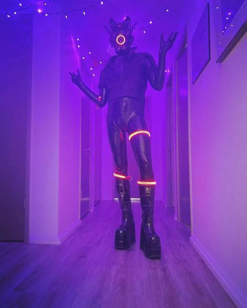 APP-Controlled LED Futuristic Cyberpunk Helmet Mask