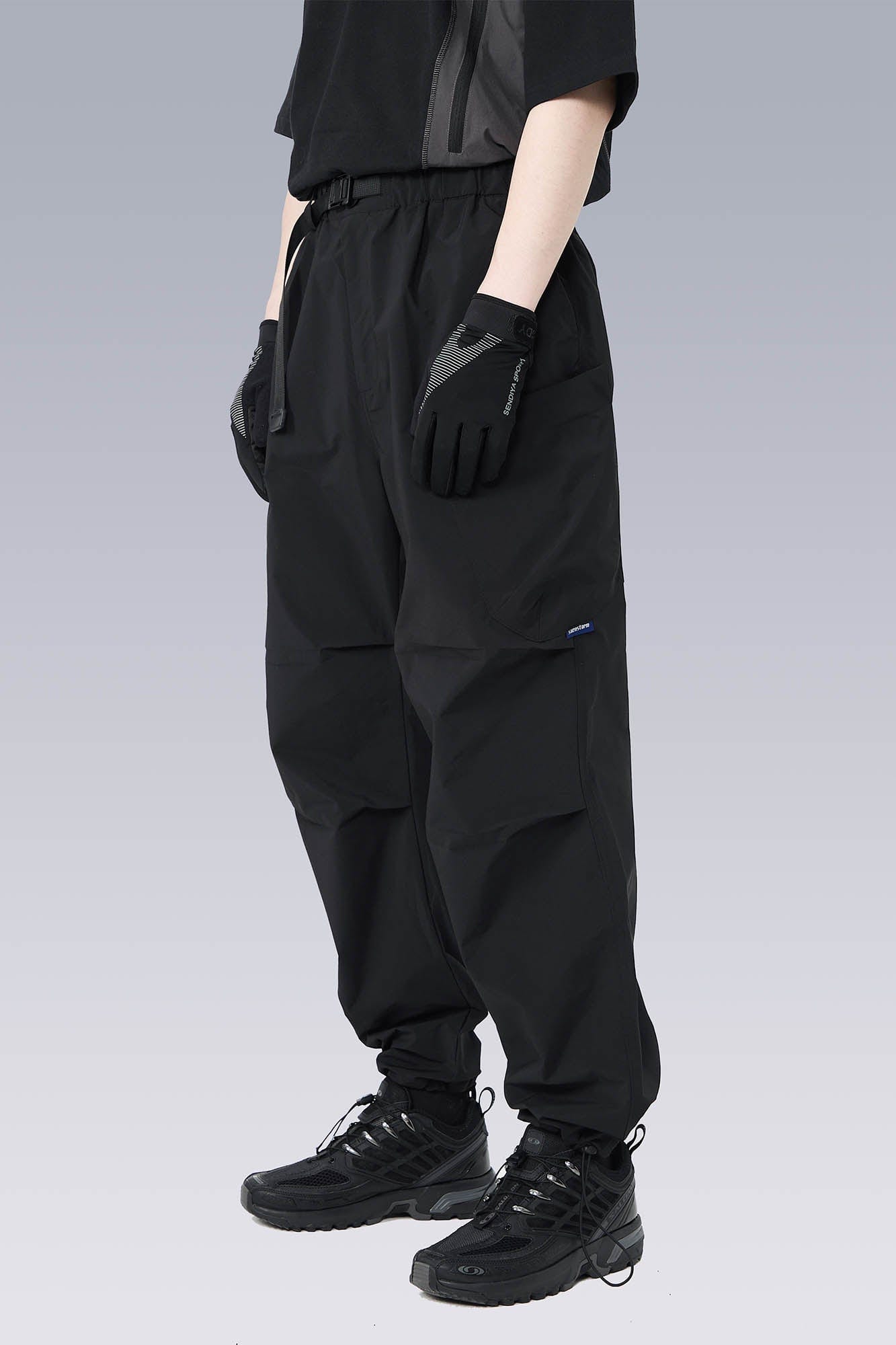 Multi-Pocket Drawstring Crinkled Pants