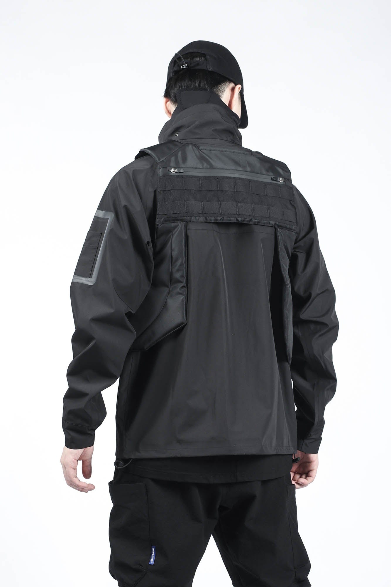 Asymmetrical Multi-Pocket Tactical Vest