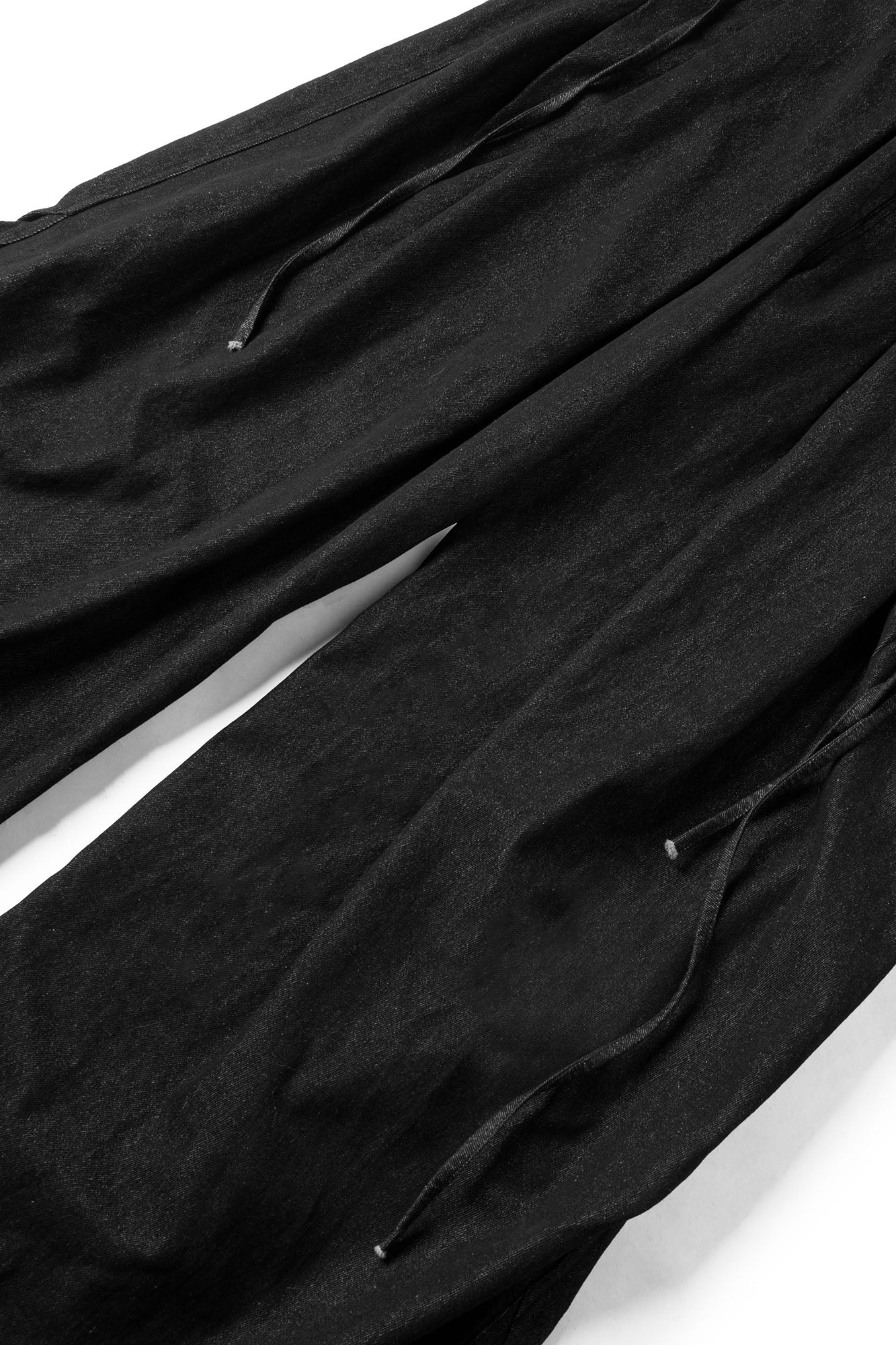 Drawstring Pleated Oversized Raw Jeans