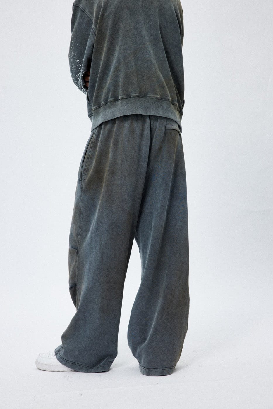 Distressed Crinkled Baggy Sweatpants