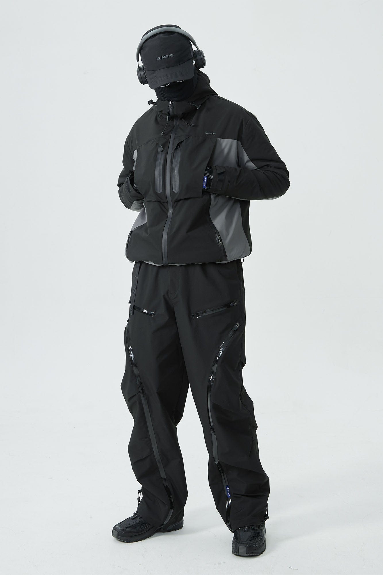 Arc-Zip Crinkled Water-Repellent Utility Pants