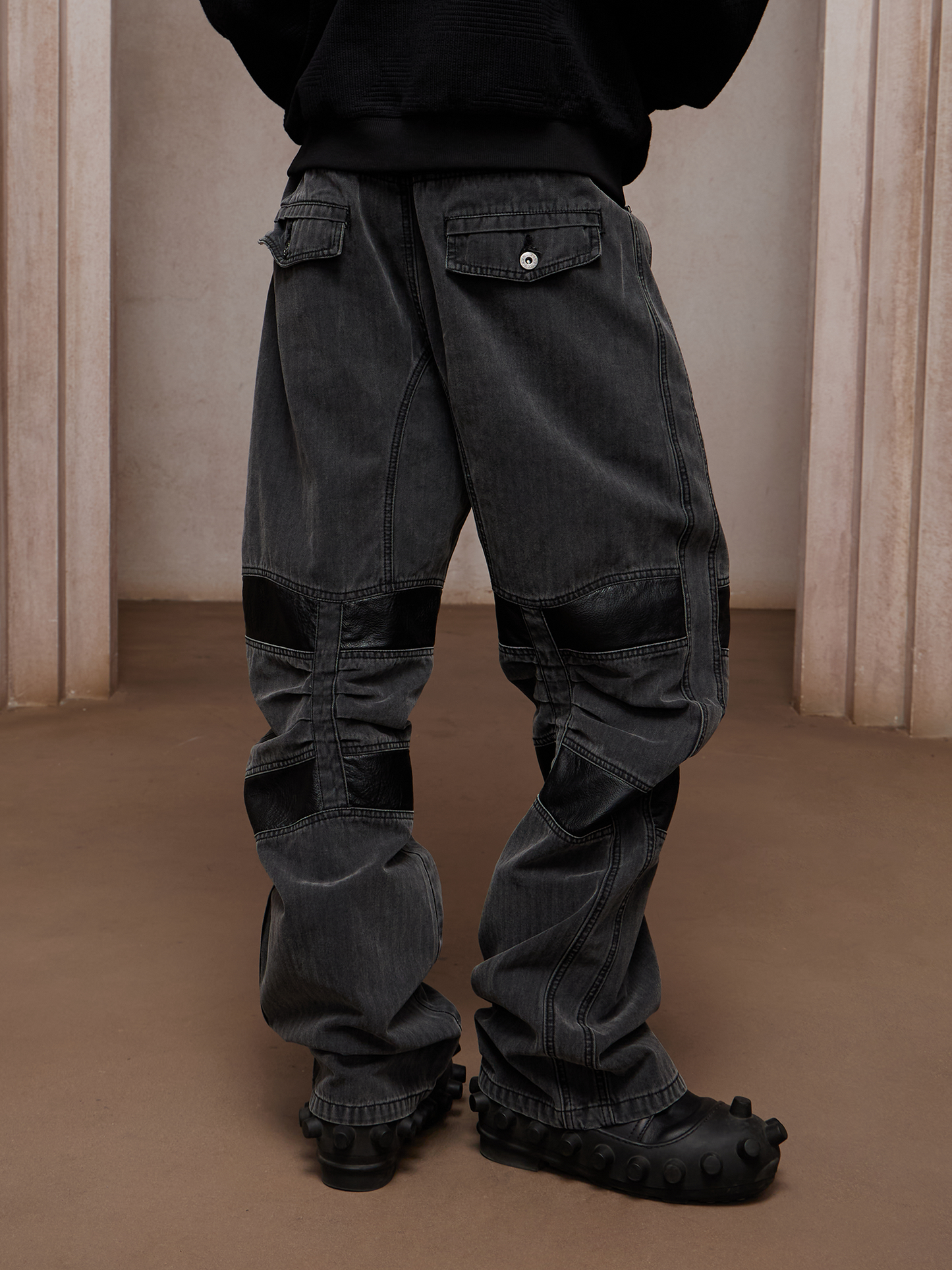 Washed Paneled Strap-Tacked Jeans