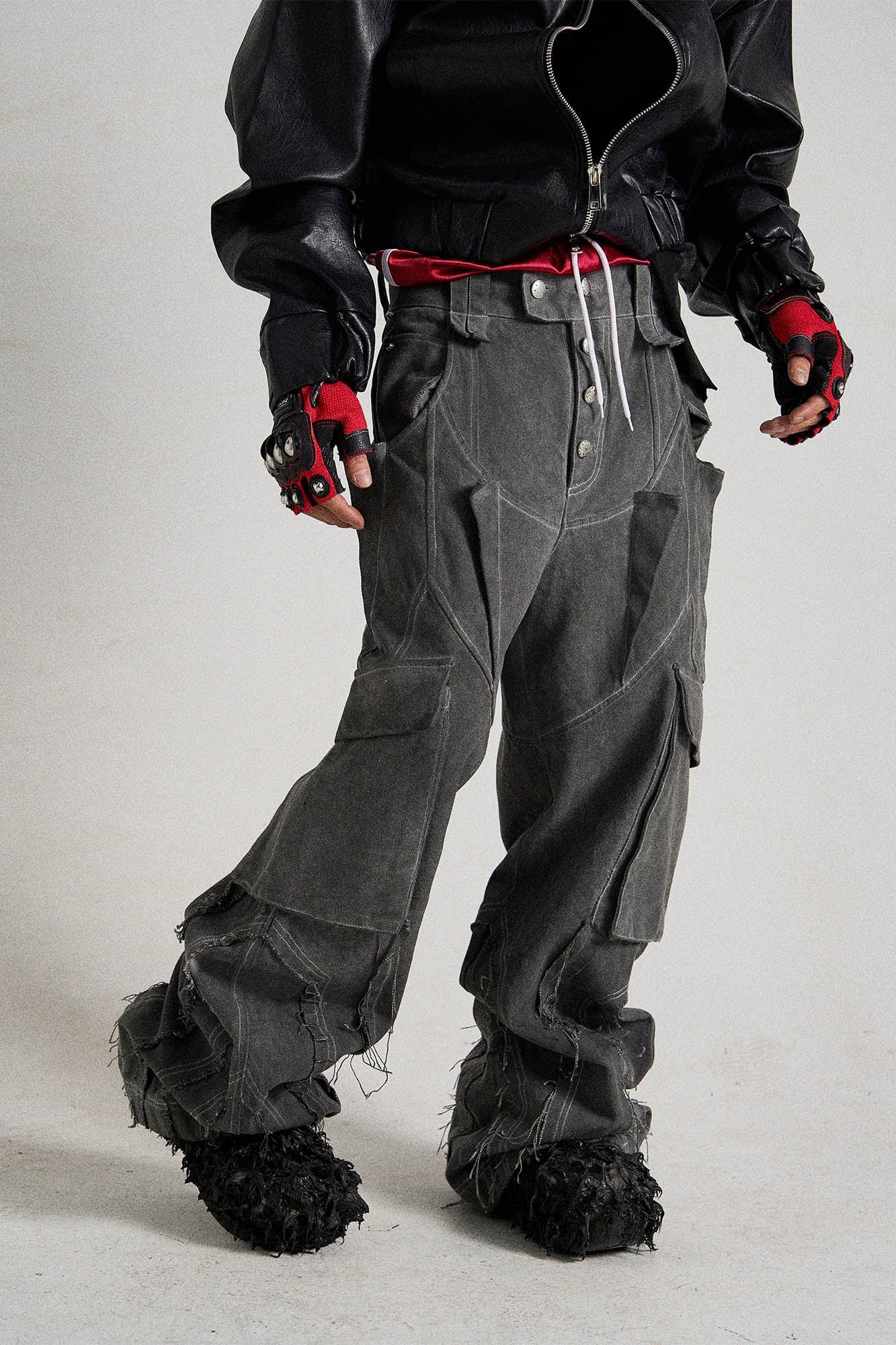 Deconstructed Multi-Pocket Frayed Cargo Pants