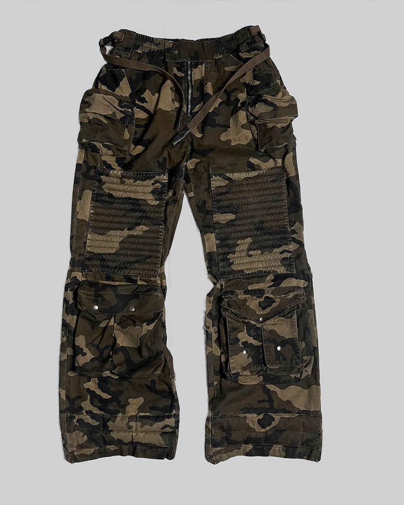Wasteland Camo Multi-Pocket Cargo Pants