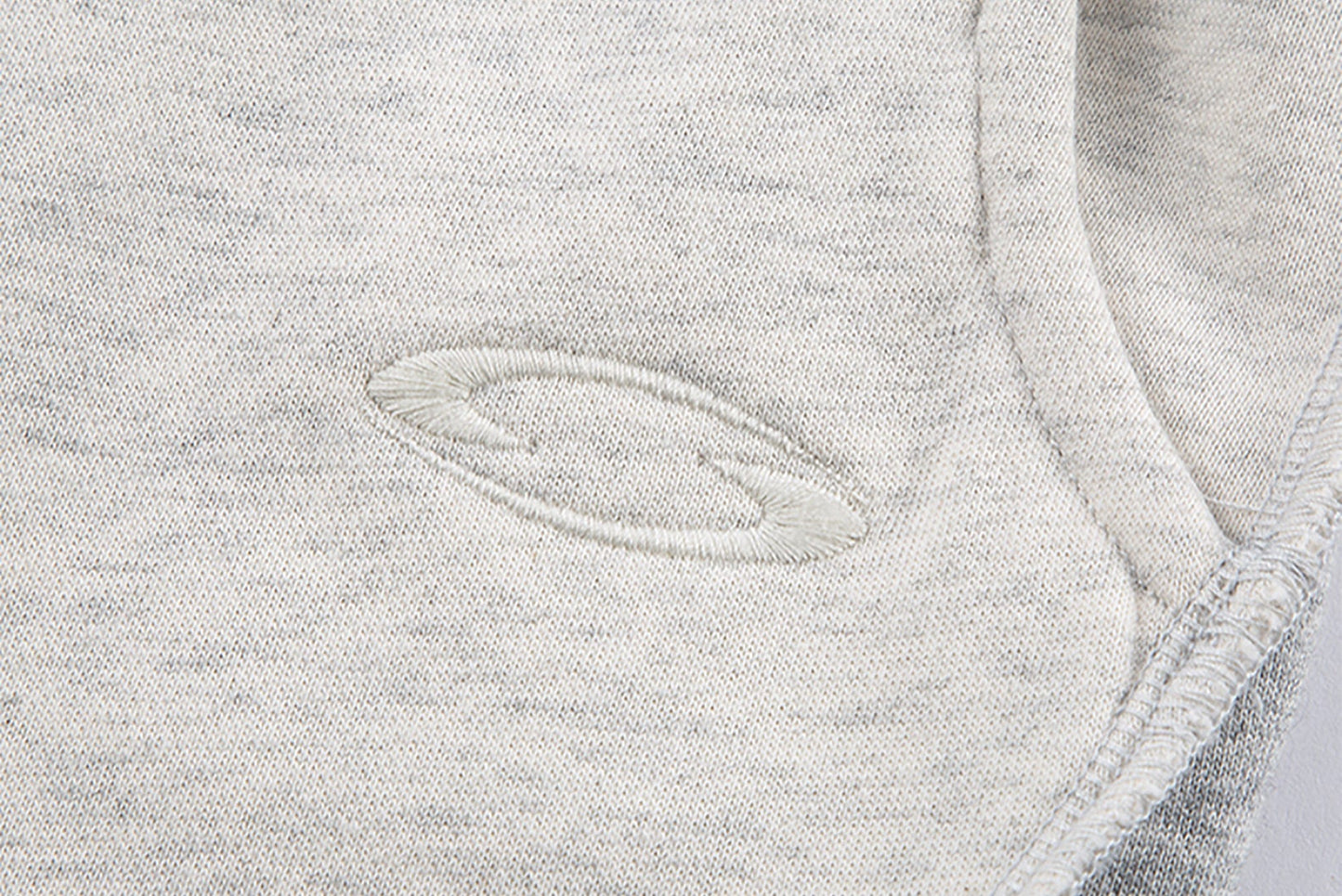 Curved Spliced Contrast Shorts