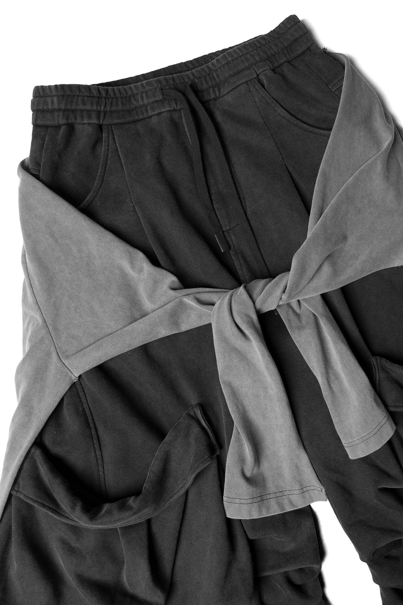 Detachable Drape Multi-Pocket Drawstring Shorts